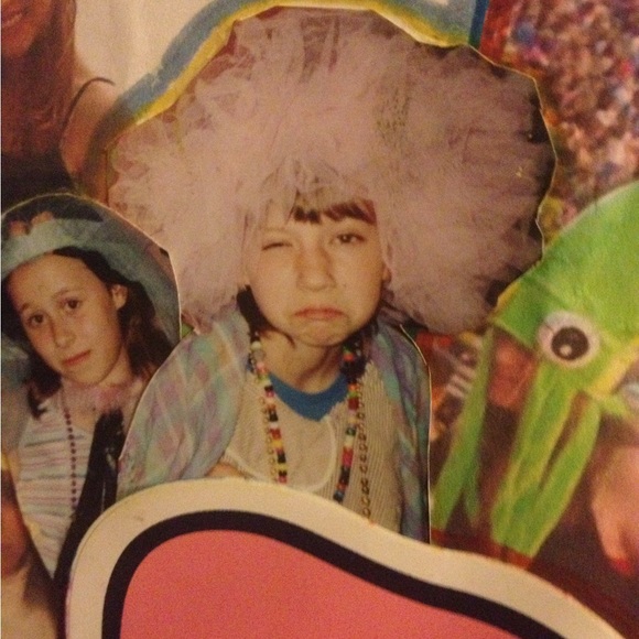 Meet your Posher, Kylie - Picture 4 of 7